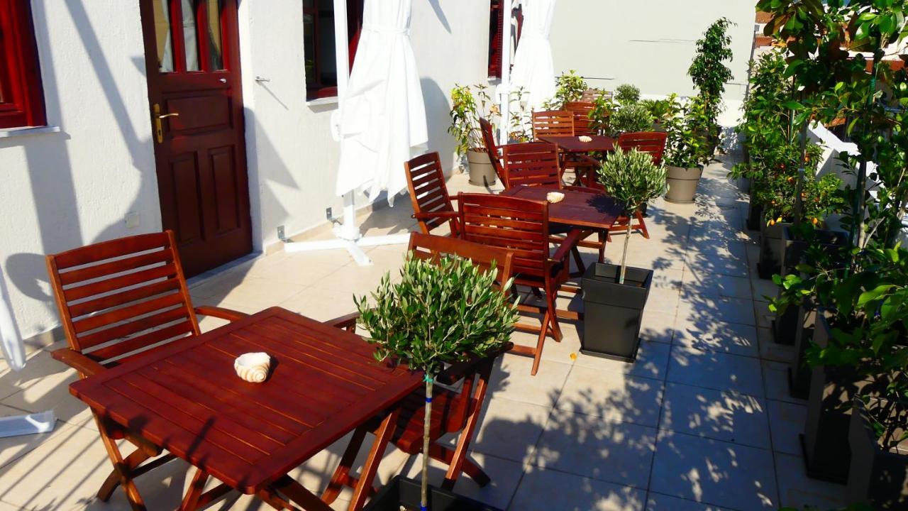 Bed and Breakfast Theasis Athen Exterior foto