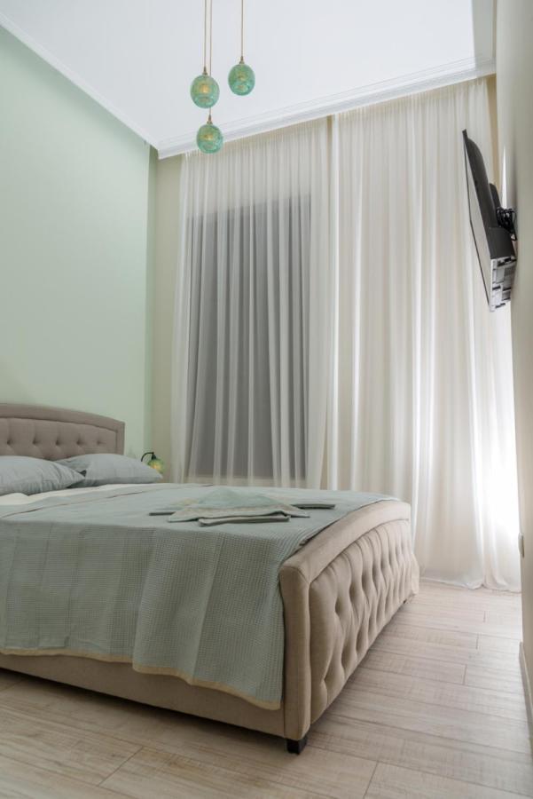 Bed and Breakfast Theasis Athen Exterior foto